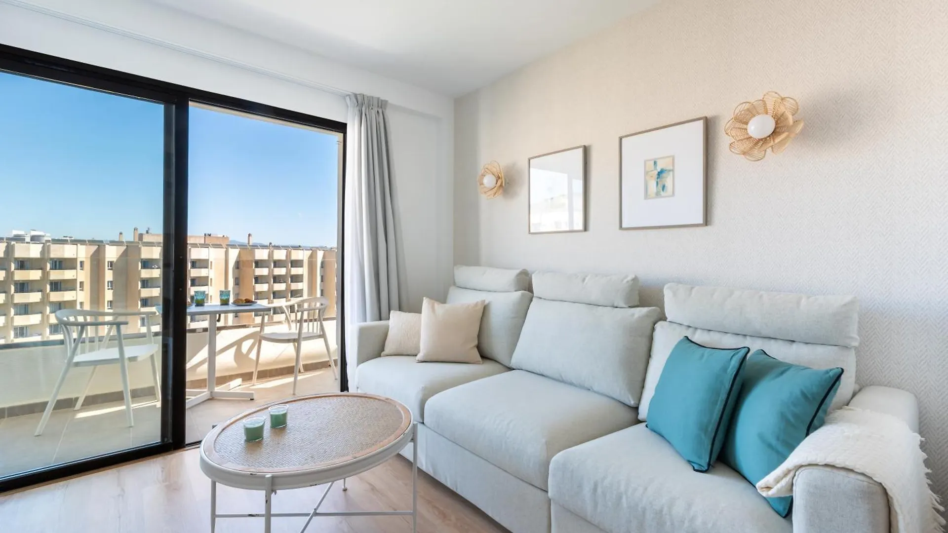 Wintowinrentals Private Apartment In Ocean House With Sea Views Torremolinos